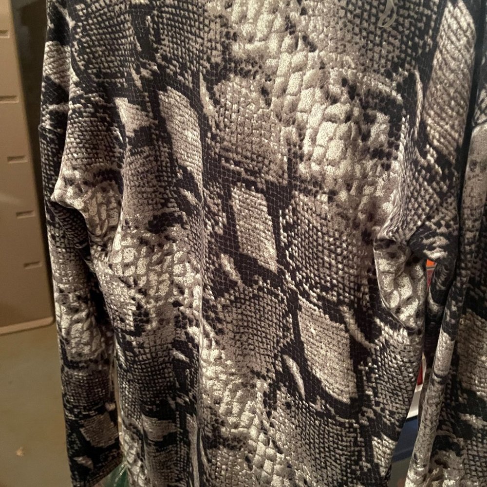 sweater snake pattern - Picture 2 of 3